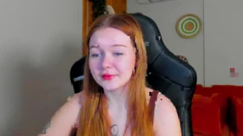 elinavale online show from March 22, 5:13 am