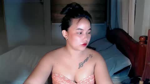 Ella online show from March 5, 4:19 am