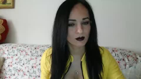 EllyaDiamond online show from March 29, 11:20 am