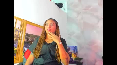 ellybloom online show from April 5, 2:05 pm