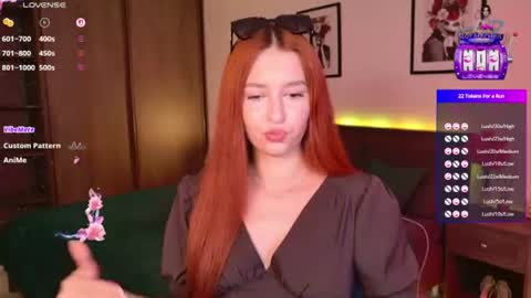 EllyPeach online show from July 3, 11:27 am