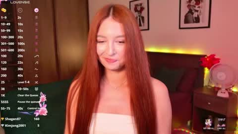 EllyPeach online show from June 12, 2:36 pm