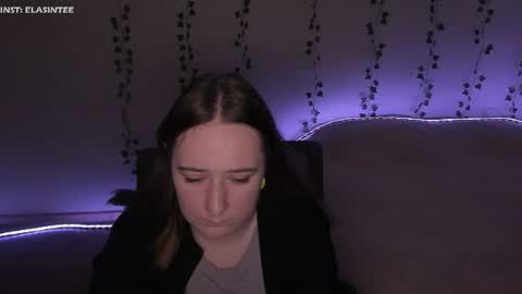 Ela give me a thumbs up if you like it  and this is important for the development of the account online show from June 20, 3:32 am