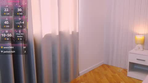 emiliastanley online show from February 18, 6:56 am