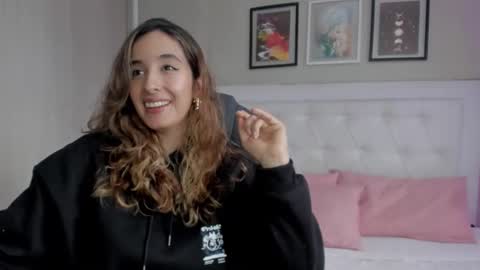 Emma online show from March 11, 1:03 pm