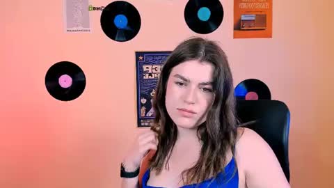 emma_dark_ online show from June 24, 11:53 am