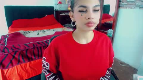 emma online show from March 29, 11:37 pm