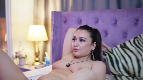  Emma  online show from January 11, 10:26 pm