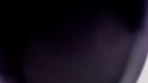 Emma online show from April 10, 8:37 pm