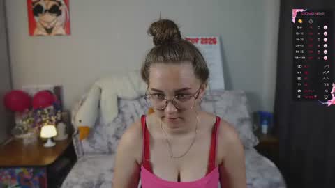 Mia online show from July 6, 1:49 pm