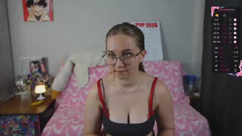 Mia online show from June 19, 6:55 pm