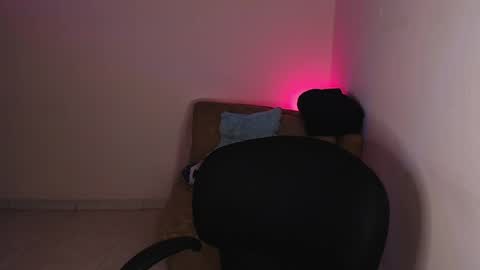 Emily  Independent model online show from March 26, 1:57 pm