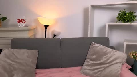 erica_love_ online show from February 12, 7:21 am