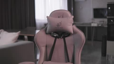 Hi Im Lori  online show from February 8, 12:31 pm