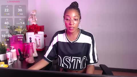 esmeralda_bk online show from December 19, 12:15 am