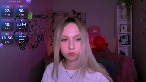 eva loves you online show from February 20, 8:31 pm