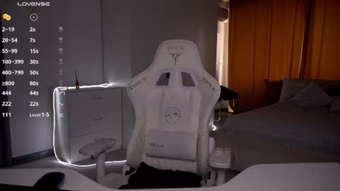 Evelina online show from July 12, 12:06 pm
