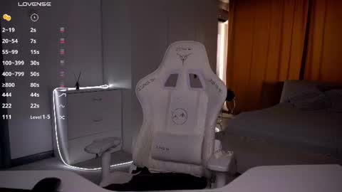 Evelina online show from July 28, 12:48 pm
