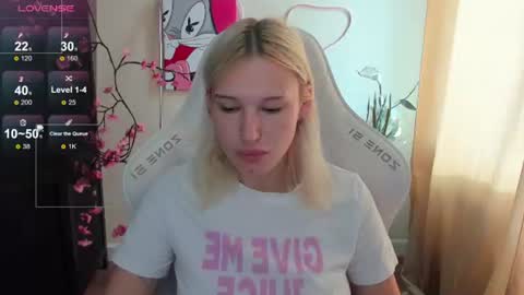 Evelina online show from July 7, 1:41 am