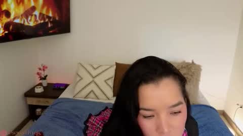 Evelyn Ruiz online show from November 29, 3:05 pm