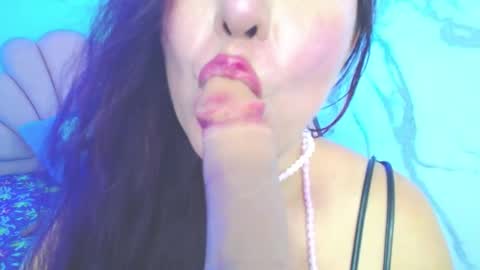 Juliana online show from February 13, 7:31 pm