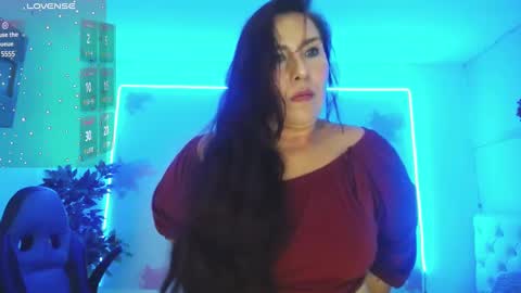 Juliana online show from February 21, 7:21 pm