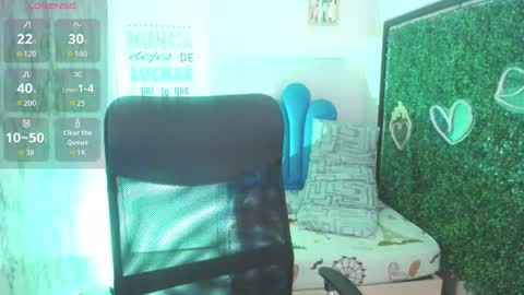 Juliana online show from November 2, 7:06 pm