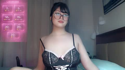 Candy  online show from July 17, 2:10 pm