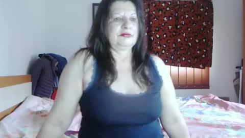 ExtasyMature online show from April 4, 5:17 am