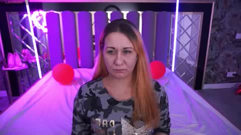 famousemuse online show from March 26, 3:03 pm