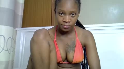 fine_queen12 online show from December 22, 6:17 am