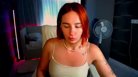 flamevixen online show from July 27, 12:02 pm