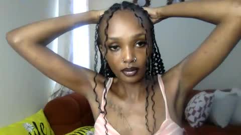 sheery online show from June 4, 10:31 am