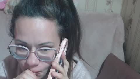 say meow and send tip  online show from April 19, 7:41 am