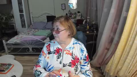 Flowerlower online show from March 5, 8:26 pm