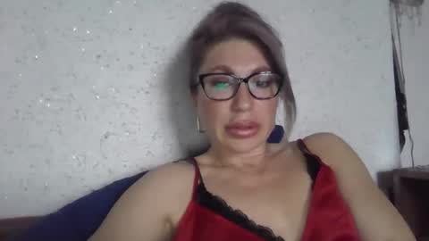 fox_red_lady7 online show from March 28, 8:36 am