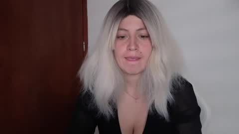 Francesca online show from July 2, 9:43 pm
