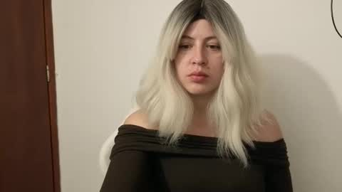 Francesca online show from April 2, 1:36 am