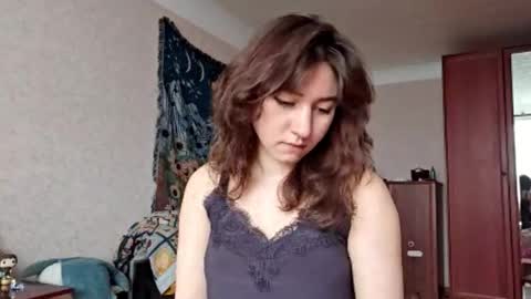 Mia online show from March 27, 8:26 am