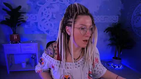 Frida Tander online show from March 29, 8:46 am