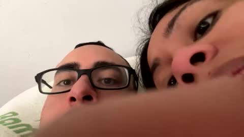 friendlyfeatures online show from April 15, 8:20 pm