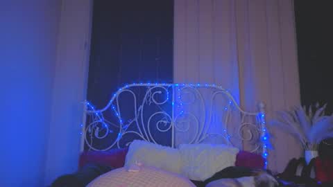 Tiffany online show from March 23, 12:06 am