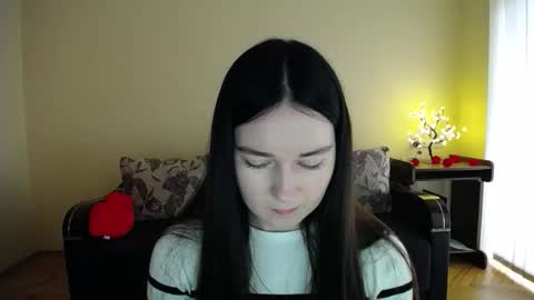 Jaklin online show from April 20, 9:01 am