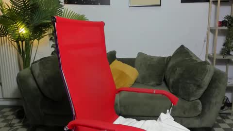 Gabrielle online show from March 12, 4:04 am