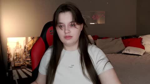 Georgie online show from December 17, 1:27 pm