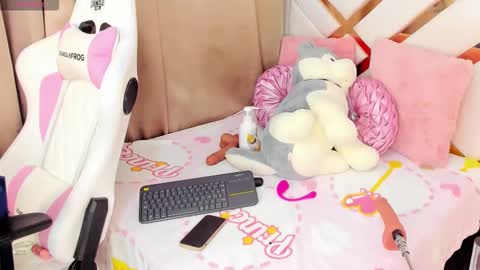 Gianina online show from March 18, 2:55 pm