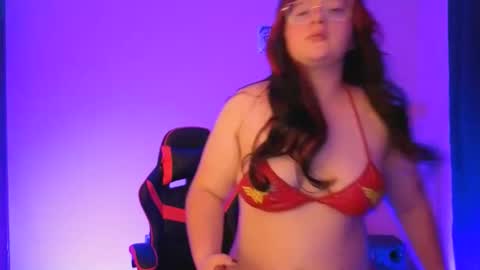 Gigi hart online show from April 14, 2:44 am