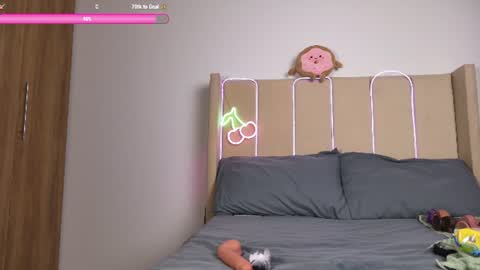 Gina Cali online show from July 15, 4:17 am
