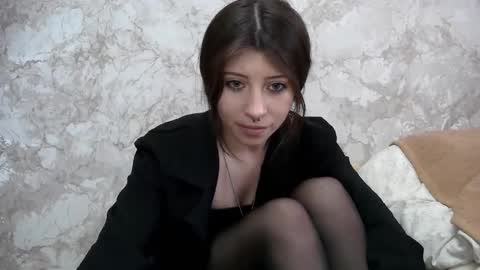 girl_cute007 online show from April 12, 3:48 pm