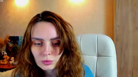 Gloria Wood online show from March 31, 7:03 pm